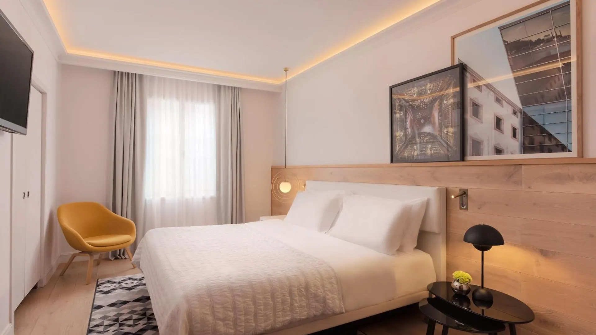 Le Meridien Barselona 5*,  İspanya