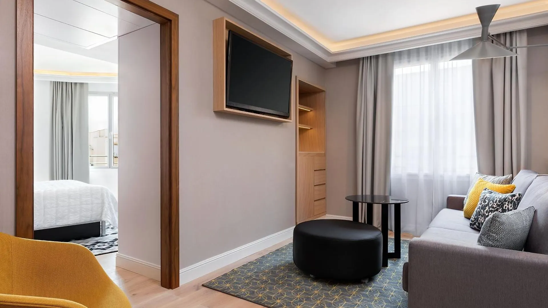 Le Meridien ברצלונה 5*,
