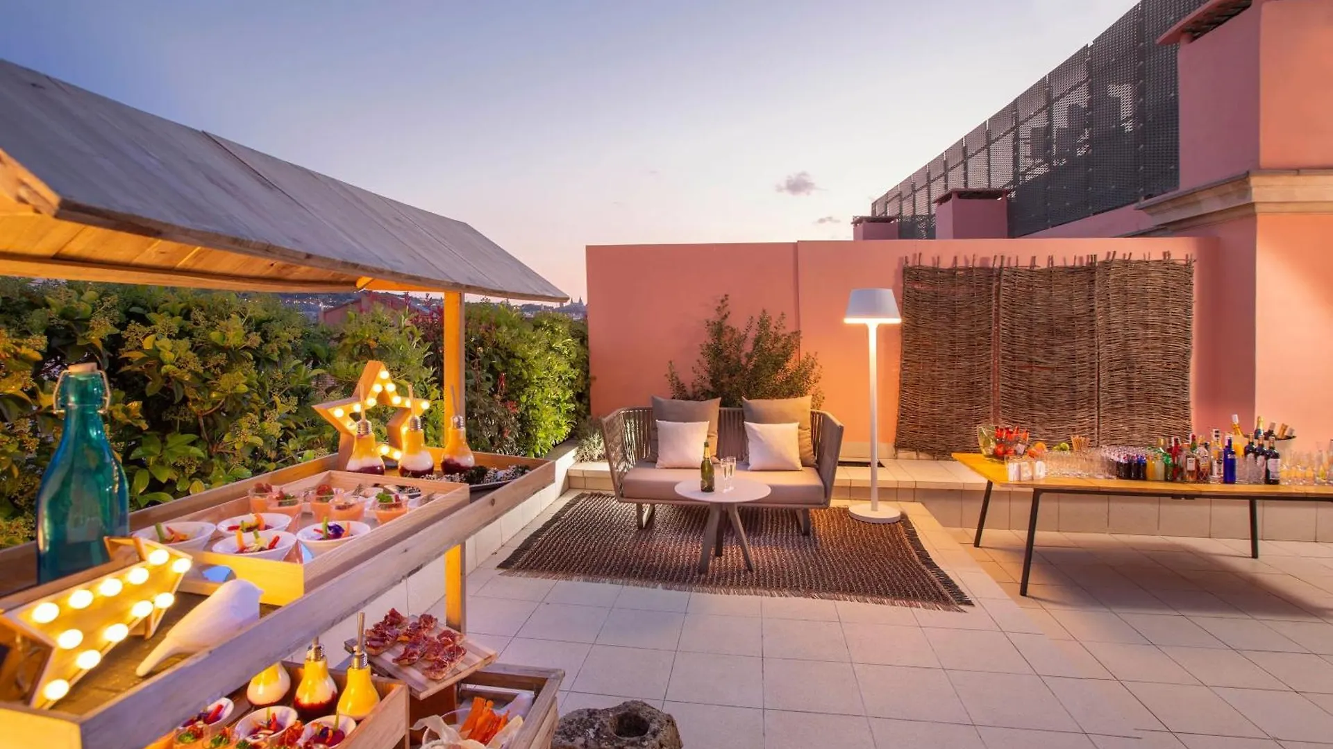 Le Meridien Барселона Отель