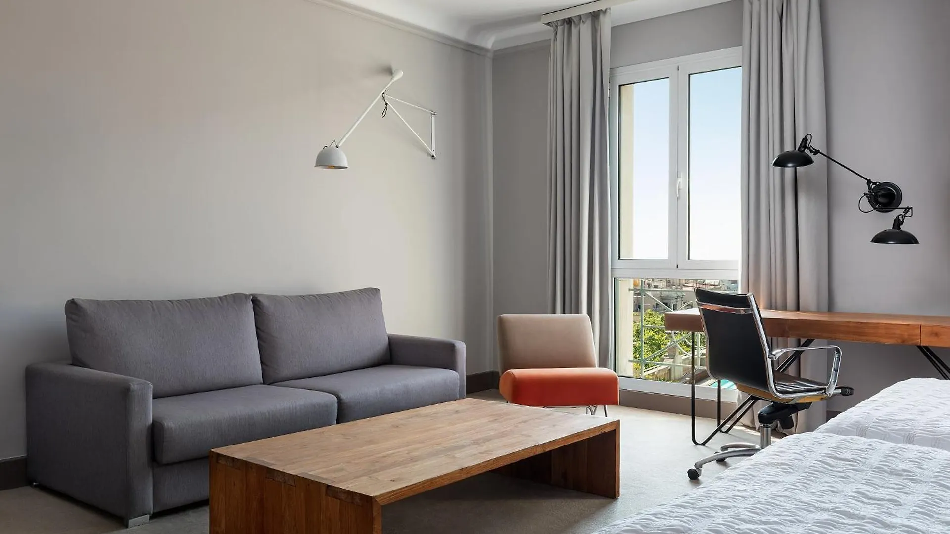 Le Meridien Барселона Отель