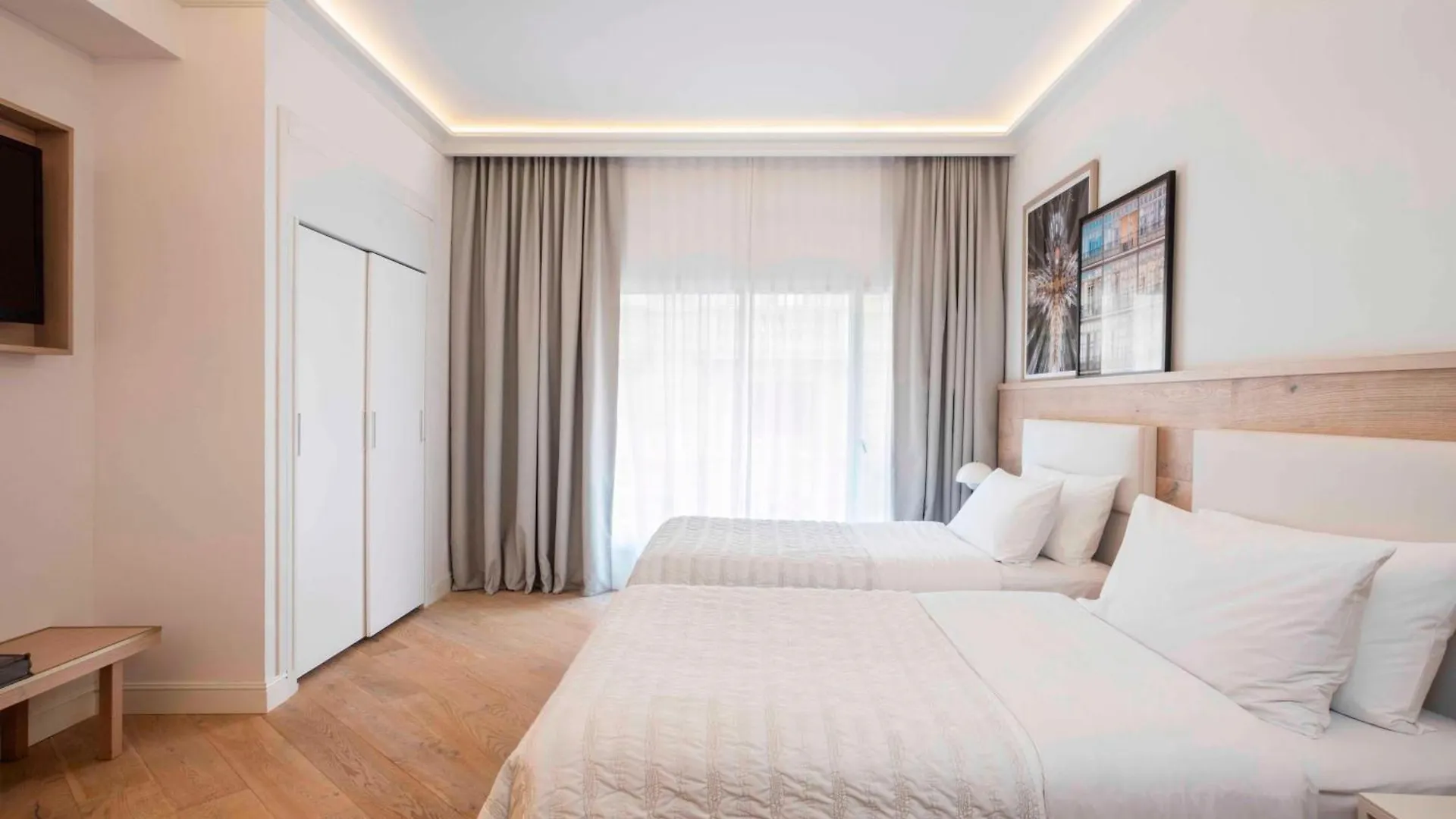 Отель Le Meridien Барселона